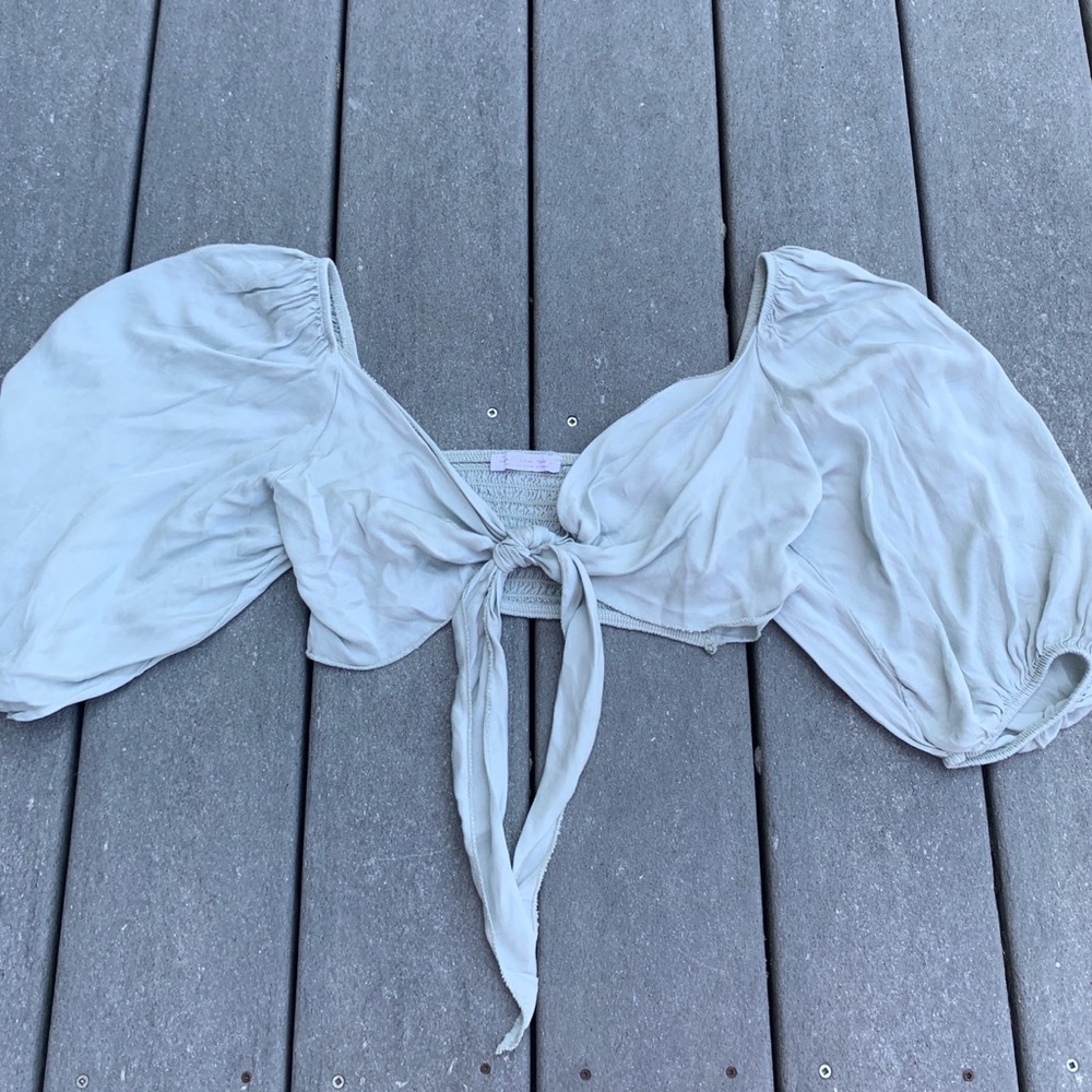 Front tie shirt